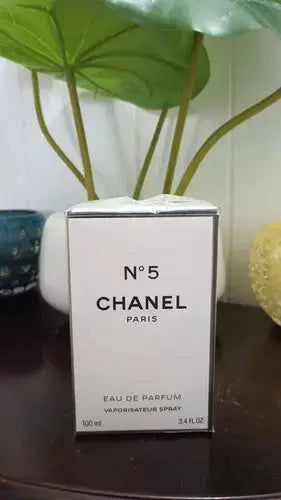 CHANEL No. 5 Eau de Parfum Spray, 3.4 oz (100 Ml) Brand new Sealed Upgrade The World